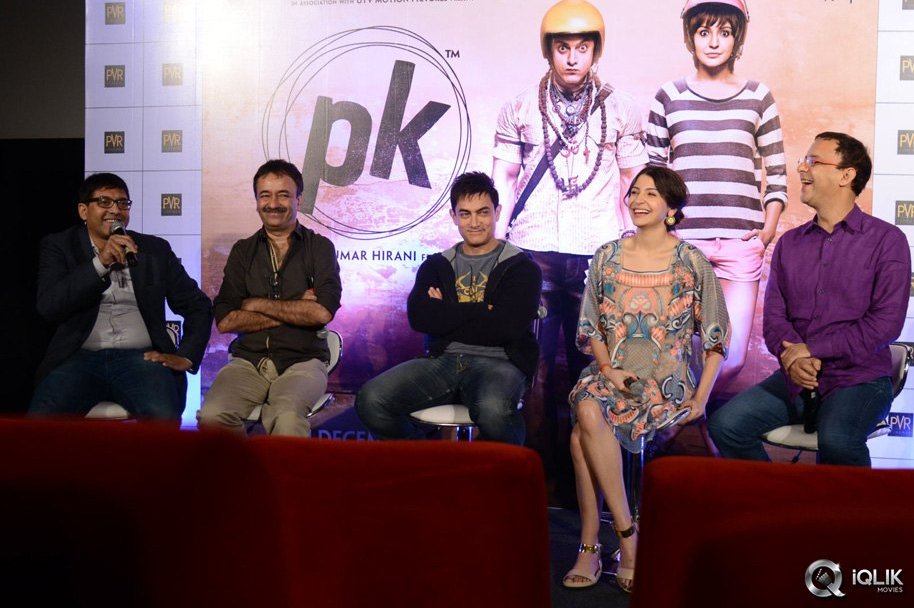 Aamir-Khan-PK-Movie-Press-Meet-Photos